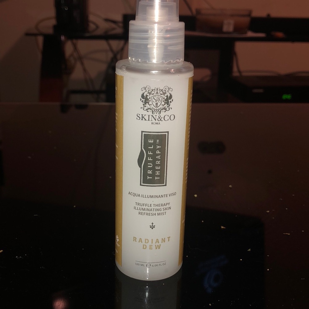 Facial spray